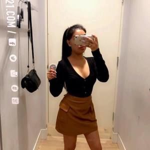 Meet your Posher, Lizzeth